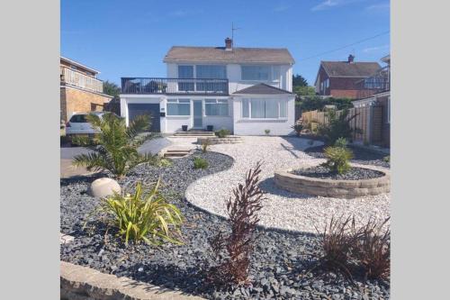 East Runton House | Detached House with Panoramic Sea Views