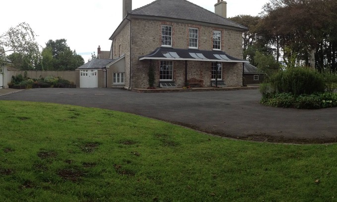 Tavernspite House | Detached Period Home-Former Rectory, Views Of Bristol Channel/Gower & Caldy