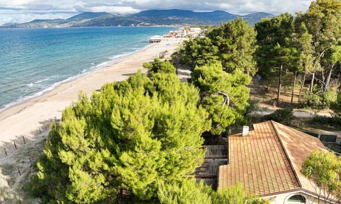 Marina di Ascea Villa | Detached villa with direct access to the beautiful beach of Ascea.