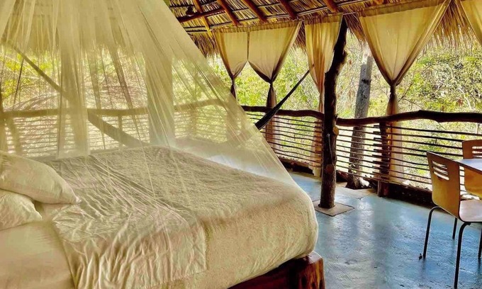 Arroyo Cruz Villa | Devine virgin bay New tree house pvt/room palapa