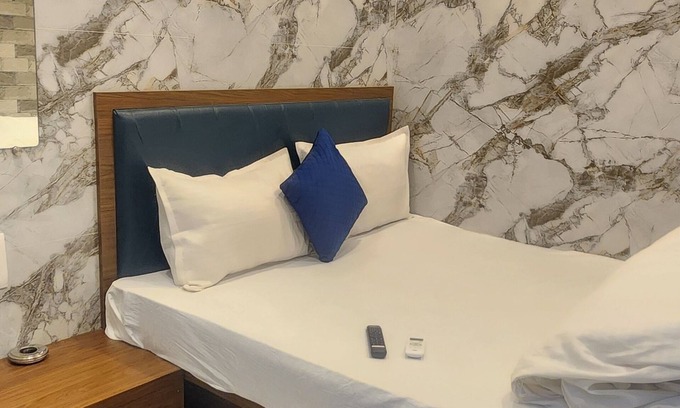 Dharavi Hotel | Dharavi Residency