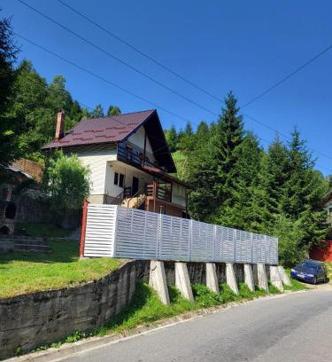 Rucar House | Diana's Holiday Home