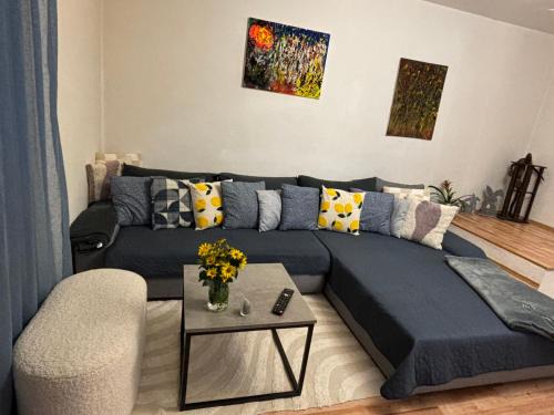 Revuca House | Diana