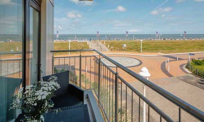 Norderney Apartment | Die Ferienwohnung Zeichnet Sich Durch Einen Atemberaubenden Meerblick aus
