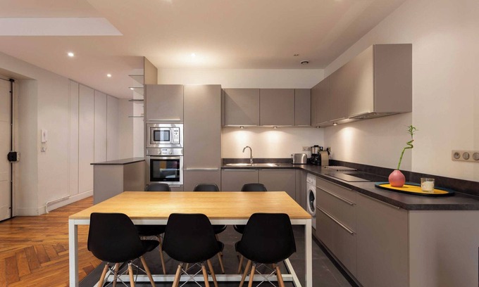 2nd Arrondissement Apartment | Dify Le Franklin - Bellecour