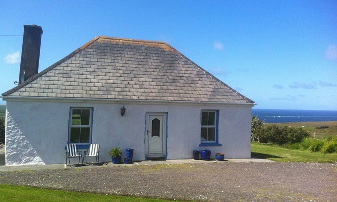 Ballydavid Cottage | Dingle , Mount Brandon,Wild Atlantic Way