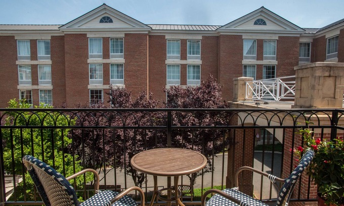 Venable Bed & Breakfast | Dinsmore Boutique Inn
