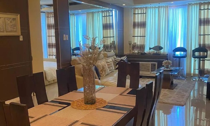 Bagumbayan Condo | Discounted | Elegant 2BR, 2 BA Suite Beside Eastwood Mall