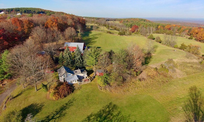 Town of New Baltimore Other | *Discounted weekly rates* Beautiful 52 acre Farmhouse! Catskills Family Getaway