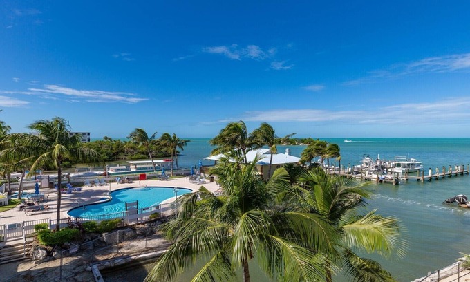 Marathon Resort | Discover Family Fun and Island Adventure at The Hammocks at Marathon-1 Bedroom