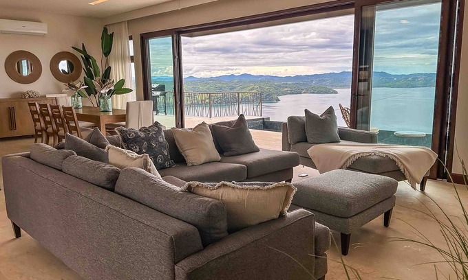 Bouvet Island House | Discover Picture-Perfect Paradise – Ocean Views, Peace & Privacy Await