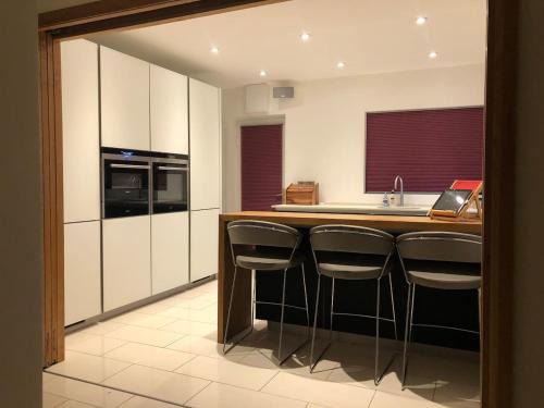 Sallybrook House | Discreet luxury Super house!