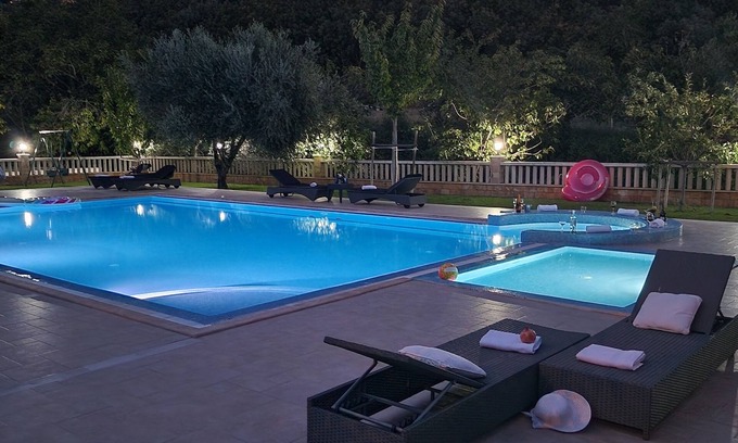 Solin Apartment | Diverso B Holiday property