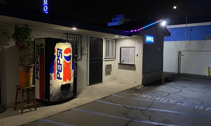 Compton Hotel | Dixie Motel