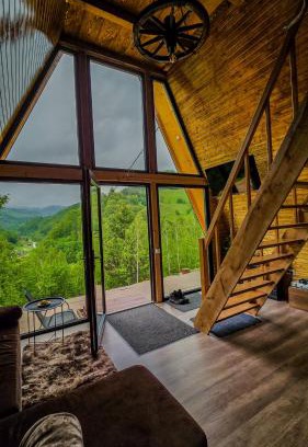 Vulcan Ski Chalet | DnD Mountain Escape