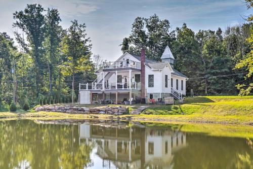 Brodheadsville Villa | Dock, Game Room Lakefront Villa in Saylorsburg!