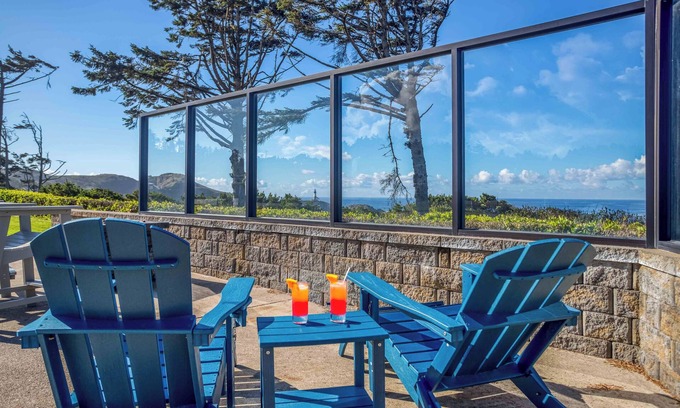 Agate Beach RV Rental | Dog Friendly, Available with 50AMP, 30AMP, Water and Sewer hook up's, WiFi