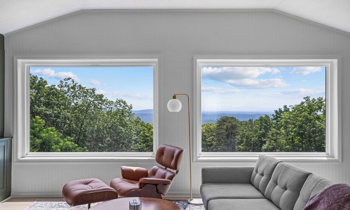 Fishers Hill Cabin | Dog Friendly Mountain Retreat w/ Hot Tub & Firepit