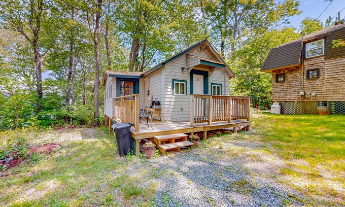 Otter Creek Apartment | Dog-friendly studio cabin with deck, kitchenette, & fast WiFi - steps to Acadia