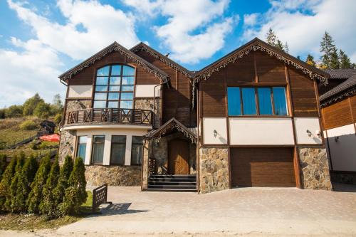 Bukovel Ski Chalet | Dolce Vita