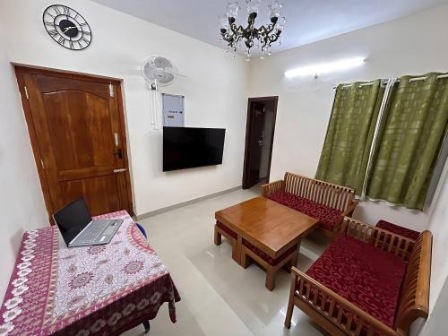 Chennai Apartment | Dolfy Mini Coupe