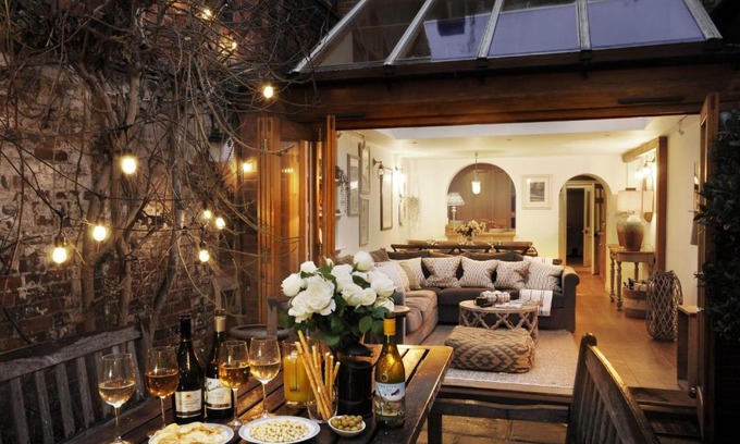 Henley-on-Thames House | Dolls House - Luxury Townhouse *sleeps 10*