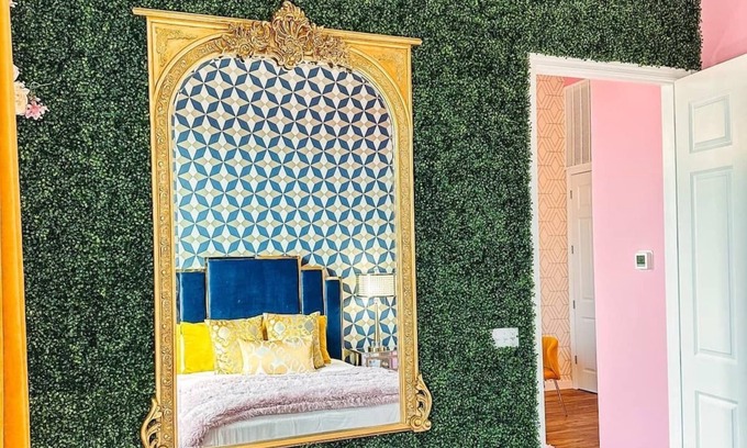 North Nashville Apartment | Dolly's Art Deco: Luxe Stay Near Broadway