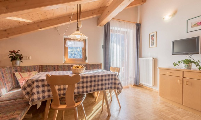 La Villa Apartment | DOLOMITES accommodation. Ideal for YOUR vacation, whether in summer or in the snow.