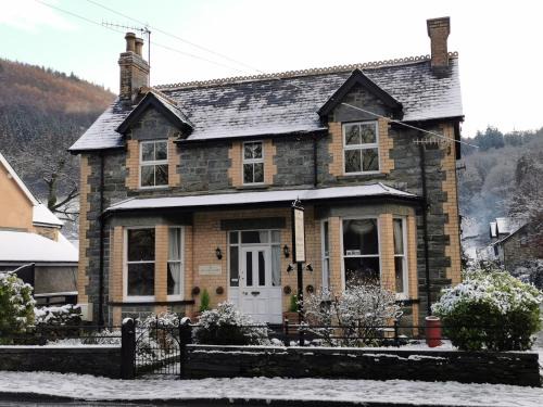 Gwynedd- Snowdonia Bed & Breakfast | Dolweunydd Bed and Breakfast