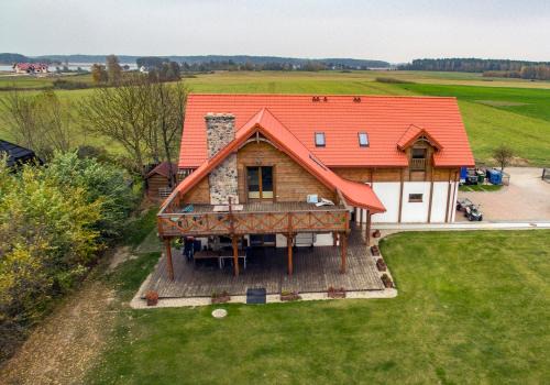 Szeligi House | Dom nad Krzywym - prywatna plaża, 2 boiska, sauna, plac zabaw