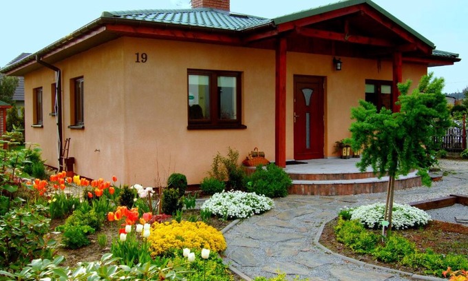 Goluchow House | Dom noclegowy ORIENT
