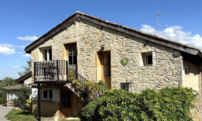 Les Echets House | Domaine Albert - POMMIERS