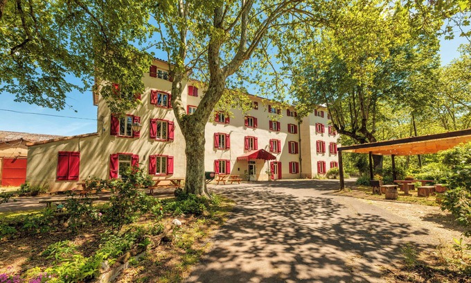 Gissac House | Domaine d'Andabre 100 people