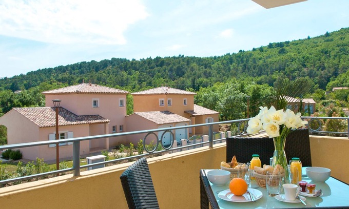 Callian Apartment | Domaine de Camiole by Interhome
