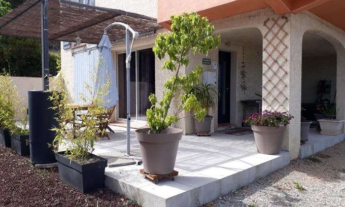 Roquefort-des-Corbieres Bed & Breakfast | Domaine de la Clotte
