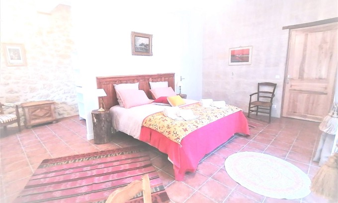 Guillac House | Domaine de Gaïa, Suite Hermès, Swimming pool on 1.5 ha park, near Saint-Emilion.