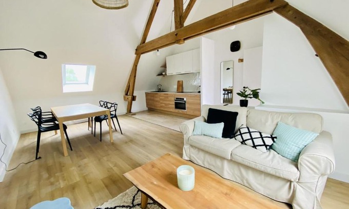 Peronne Apartment | Domaine de la Quenouille Appt A