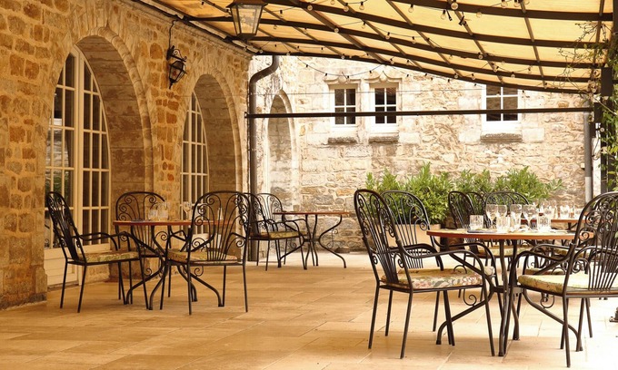 Cubry Hotel | Domaine du Château de Bournel