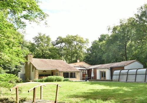Yzernay Villa | Domaine du Chêne du Vert