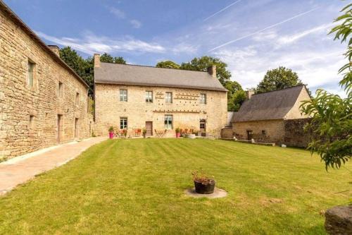 Guehenno House | Domaine du Clégrio