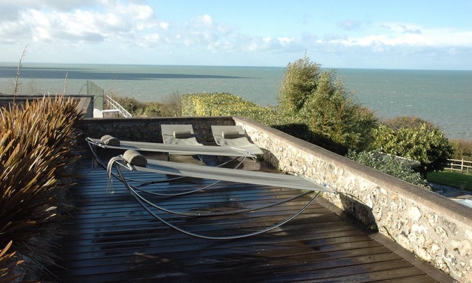 Villerville Cottage | Domaine du Grand Bec - Le Loft, swimming pool, tennis court, beach, sea view