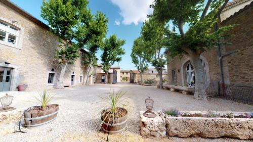 Fabrezan Apartment | Domaine Paul Huc