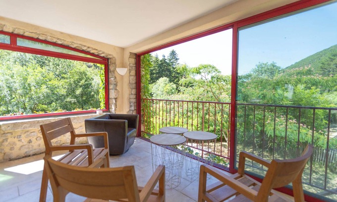 Lunas Bed & Breakfast | Domaine Soala, group gite
