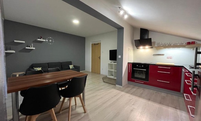 Rychnov nad Kneznou Apartment | Domek u tří kočiček
