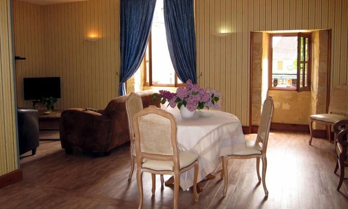 Domme Apartment | DOMME, bastide in the center of the golden triangle