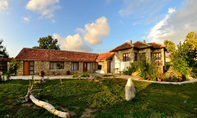 Rusalka House | Domnika