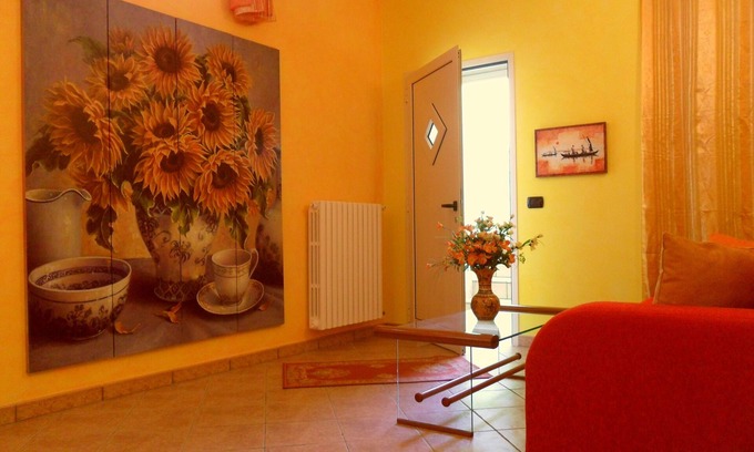 Alezio House | DOMUS GIRASOLI - VACATIONS SEA MOVIDA RELAX - 5 PL 5 MINUTES FROM GALLIPOLI