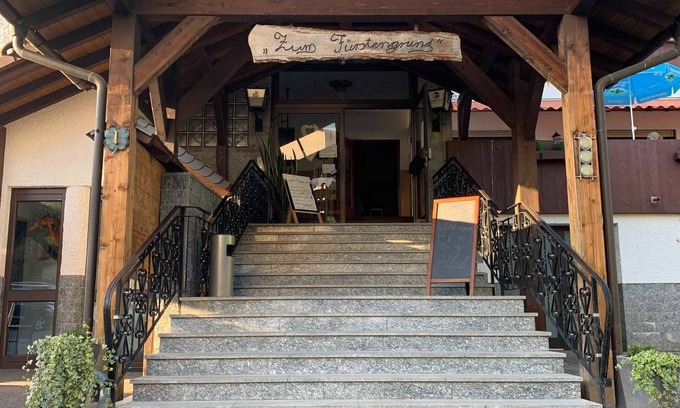 Reichelsheim Cottage | Doppelzimmer mit Wintergarten - 32 - Gasthaus und Pension Zum Fürstengrund