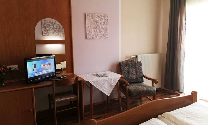 Strass im Attergau Cottage | Doppelzimmer - Gasthof Pension Steinberger