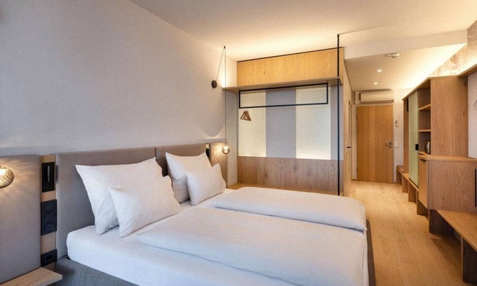 Wagerberg House | Doppelzimmer mit Terrasse - Quellenhotel Heiltherme Bad Waltersdorf